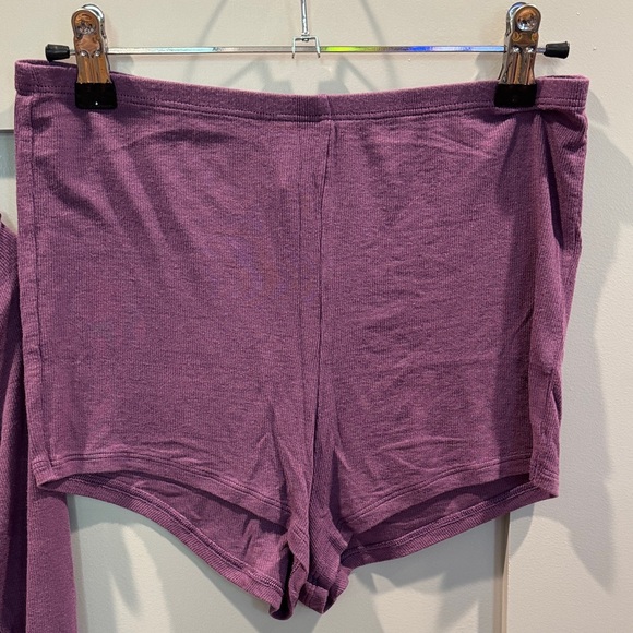 Victoria's Secret Plum Long Sleeve Henley Top & Lounge Shorts Set - Picture 3 of 6